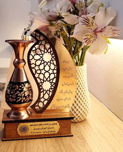 تندیس گلدان مس و الماس تراش مناسب تقدیر و هدیه سازمانی