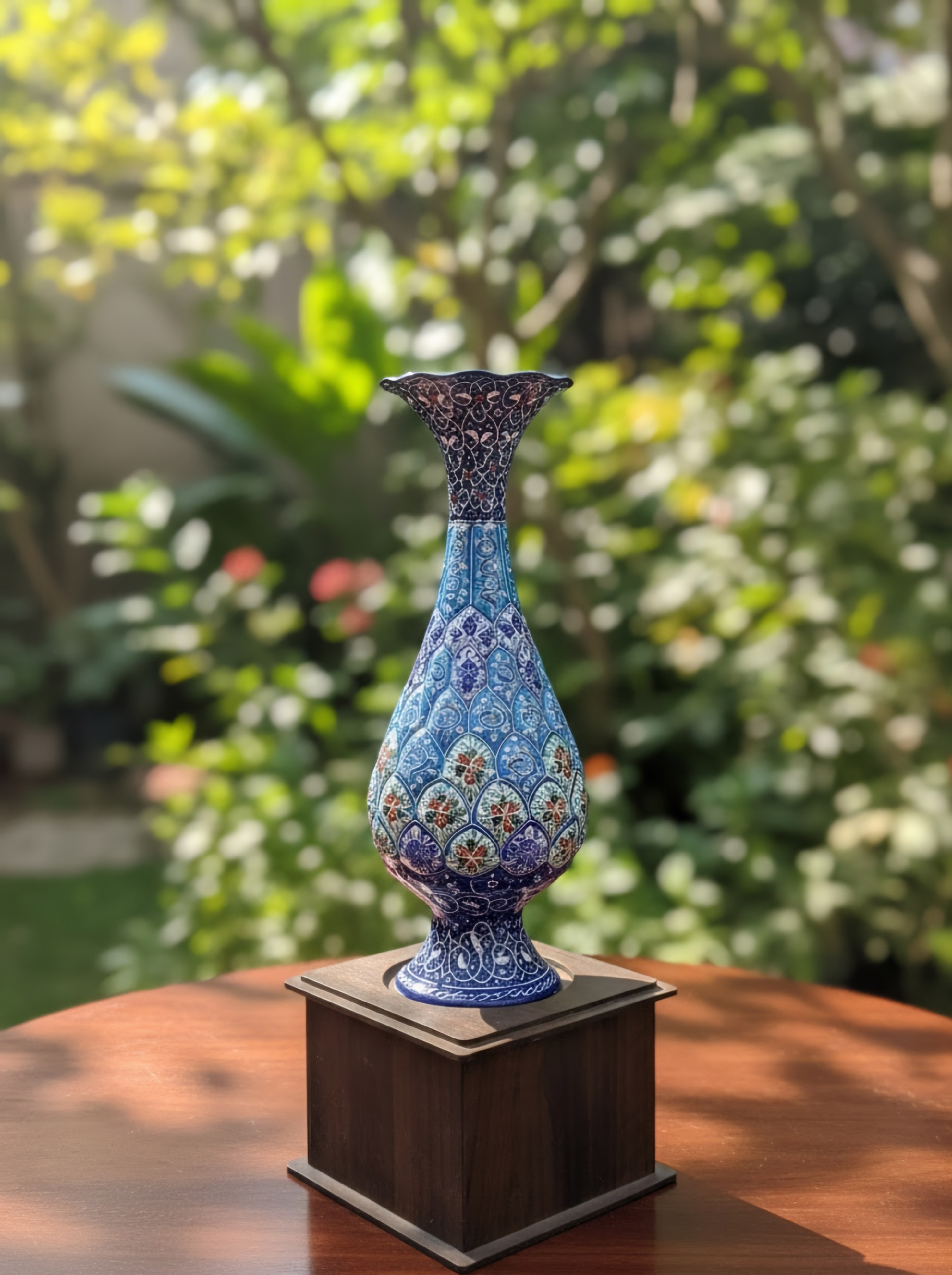 گلدان و پایه مینا کاری مناسب جام های قهرمانی گلدان پایه دار مینا کاری صنایع دستی سایروس