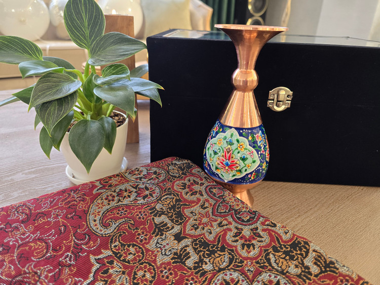 پک ست هدیه صنایع دستی گلدان مس و پرداز و ترمه باکس نفیس شرکتی