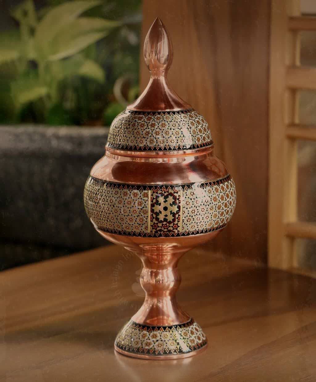شکلات‌خوری مس و خاتم‌کاری ۲۵ سانتی پایه‌دار صنایع دستی ایرانی