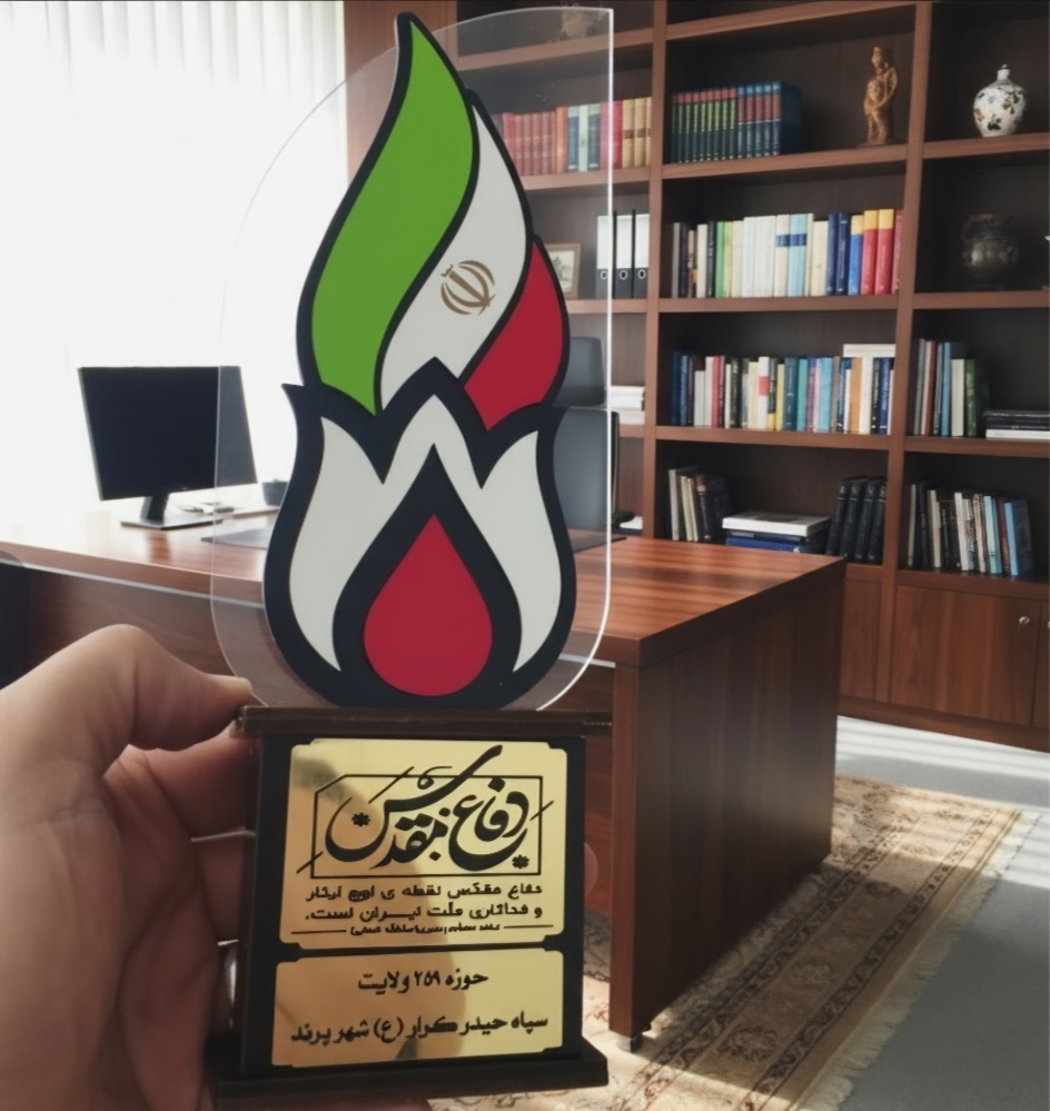 تندیس یادبود شهدای دفاع مقدس مناسب برنامه‌های فرهنگی