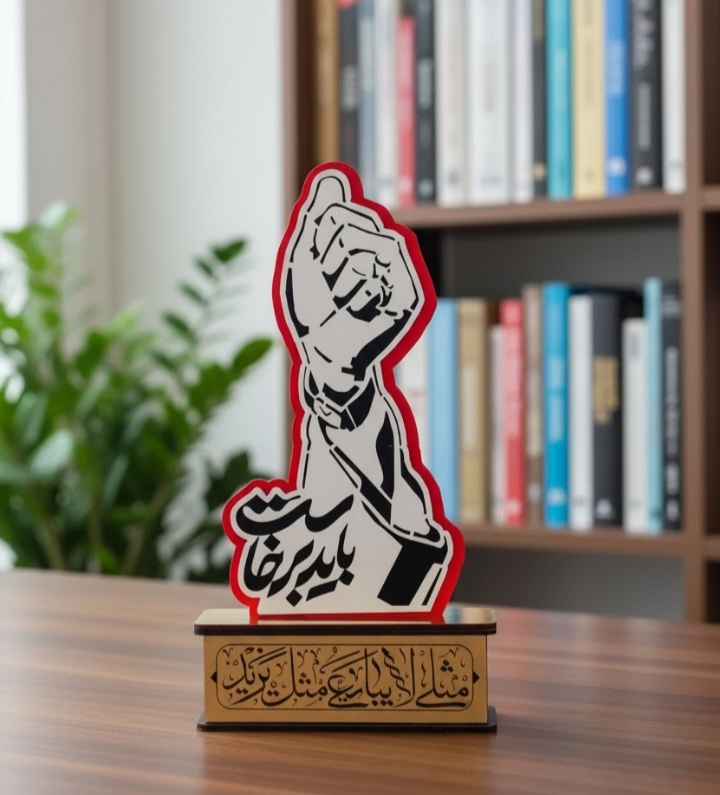 تندیس مناسبتی و فرهنگی با طرح مشت